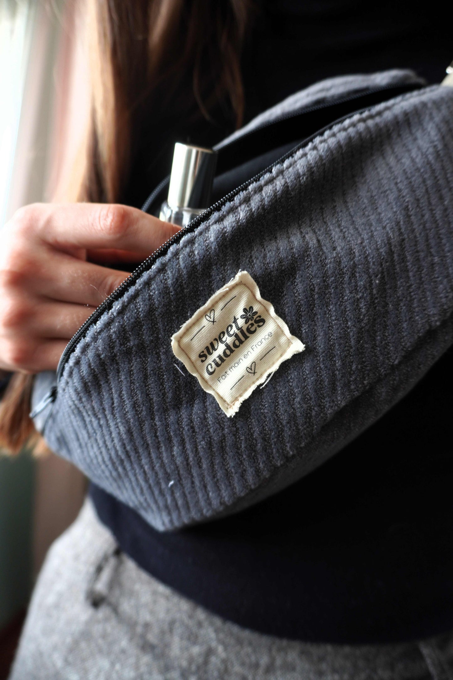 Sacoche banane en tissus upcyclés - Gris