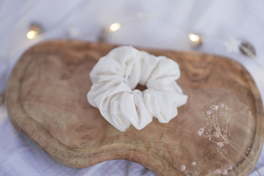 Scrunchie blanc en soie - Upcyclé